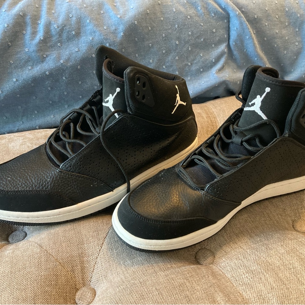Jordan 1 flight 5 size 12 worn once